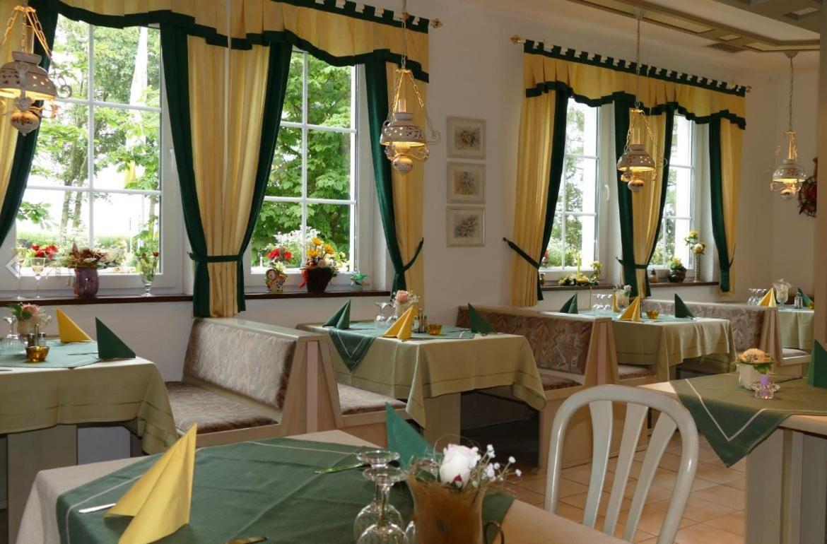 Zenner'S Landhotel Newel Екстер'єр фото